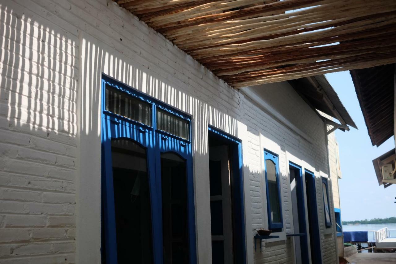 Blue Coral Homestay كاريمونجاوا المظهر الخارجي الصورة