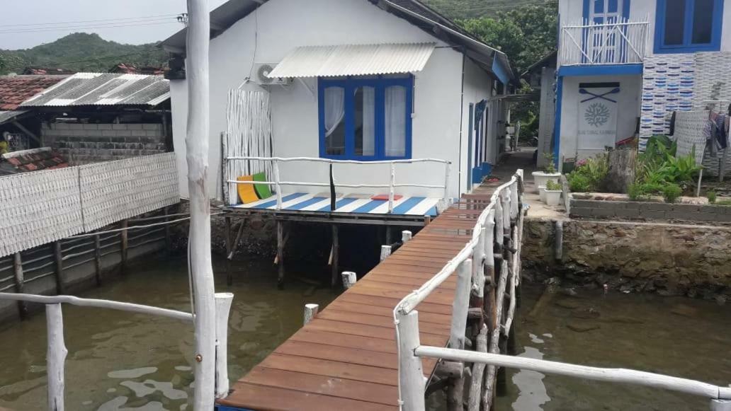 Blue Coral Homestay كاريمونجاوا المظهر الخارجي الصورة